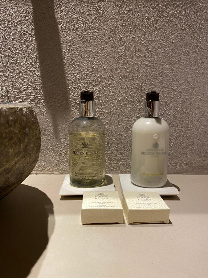 Ej Boutique Suites ミリナ エクステリア 写真