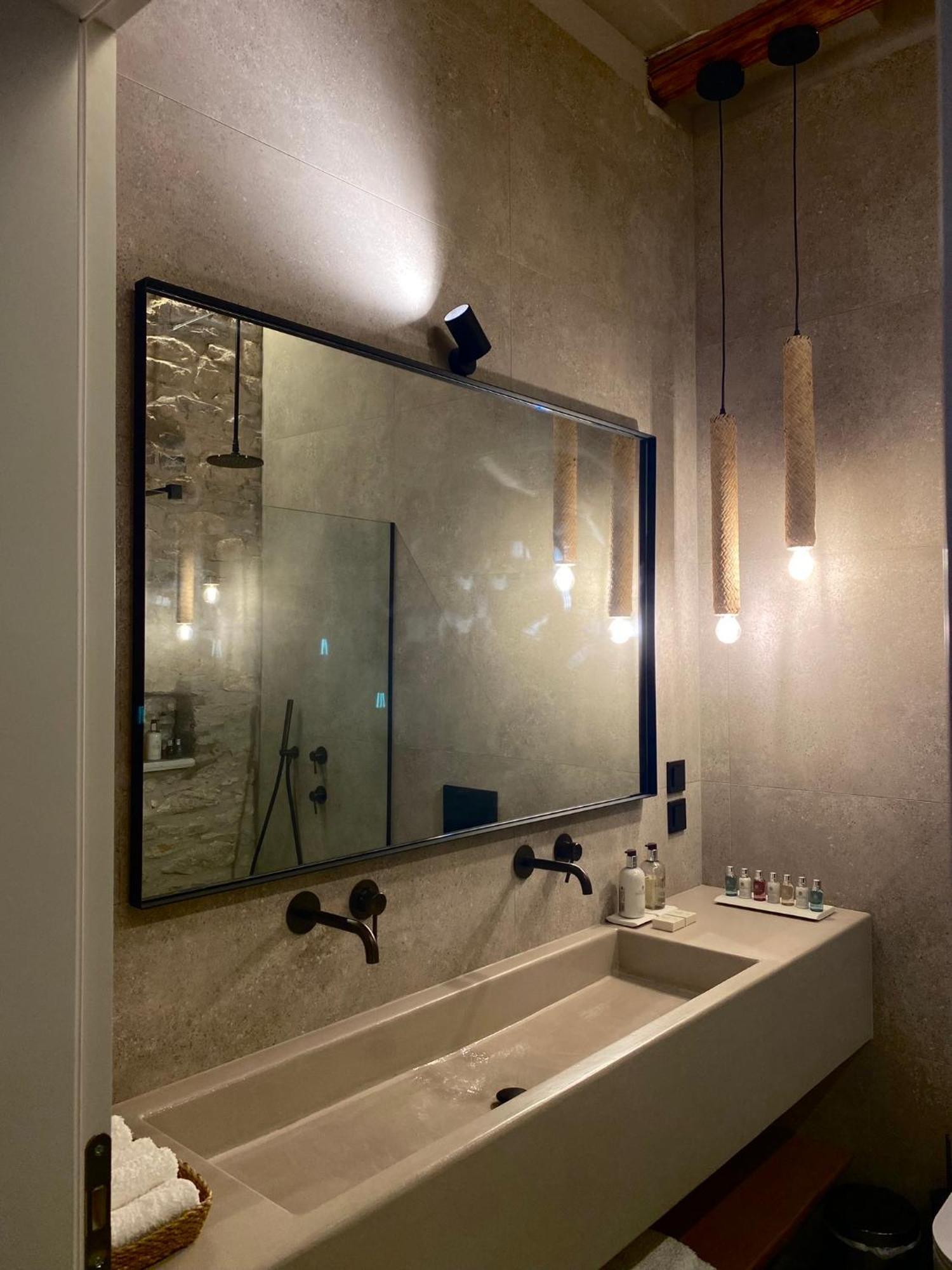Ej Boutique Suites ミリナ エクステリア 写真